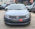 Сірий Фольксваген Пассат, об'ємом двигуна 1.8 л та пробігом 260 тис. км за 11490 $, фото 1 на Automoto.ua