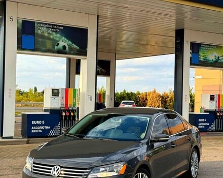 Серый Фольксваген Пассат, объемом двигателя 1.8 л и пробегом 80 тыс. км за 12900 $, фото 2 на Automoto.ua