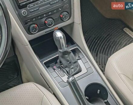 Сірий Фольксваген Пассат, об'ємом двигуна 1.8 л та пробігом 260 тис. км за 11490 $, фото 16 на Automoto.ua