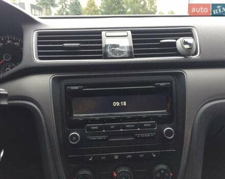 Сірий Фольксваген Пассат, об'ємом двигуна 1.8 л та пробігом 110 тис. км за 12500 $, фото 10 на Automoto.ua