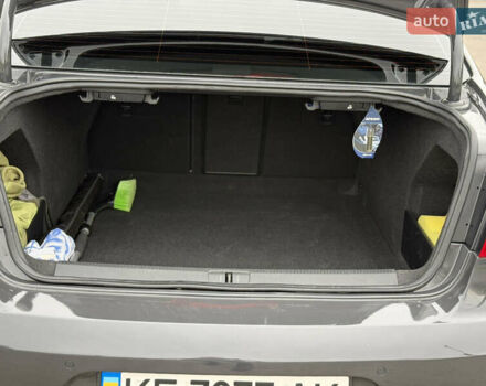 Серый Фольксваген Пассат, объемом двигателя 1.97 л и пробегом 277 тыс. км за 12150 $, фото 26 на Automoto.ua