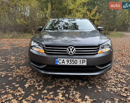 Серый Фольксваген Пассат, объемом двигателя 1.8 л и пробегом 197 тыс. км за 10499 $, фото 6 на Automoto.ua
