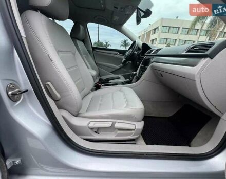 Серый Фольксваген Пассат, объемом двигателя 2 л и пробегом 156 тыс. км за 2000 $, фото 18 на Automoto.ua