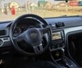 Серый Фольксваген Пассат, объемом двигателя 1.8 л и пробегом 180 тыс. км за 10200 $, фото 12 на Automoto.ua