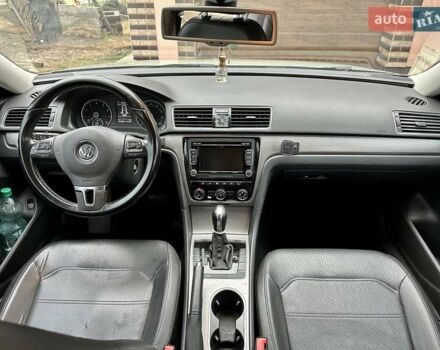 Серый Фольксваген Пассат, объемом двигателя 1.8 л и пробегом 167 тыс. км за 11000 $, фото 11 на Automoto.ua