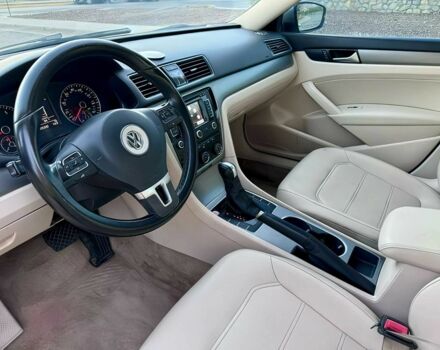 Сірий Фольксваген Пассат, об'ємом двигуна 2.5 л та пробігом 80 тис. км за 3800 $, фото 6 на Automoto.ua