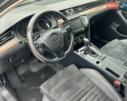 Сірий Фольксваген Пассат, об'ємом двигуна 1.8 л та пробігом 190 тис. км за 15500 $, фото 8 на Automoto.ua