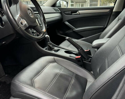 Сірий Фольксваген Пассат, об'ємом двигуна 1.8 л та пробігом 170 тис. км за 10000 $, фото 6 на Automoto.ua