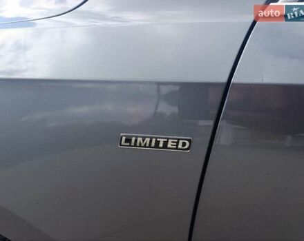 Серый Фольксваген Пассат, объемом двигателя 1.8 л и пробегом 152 тыс. км за 10999 $, фото 5 на Automoto.ua