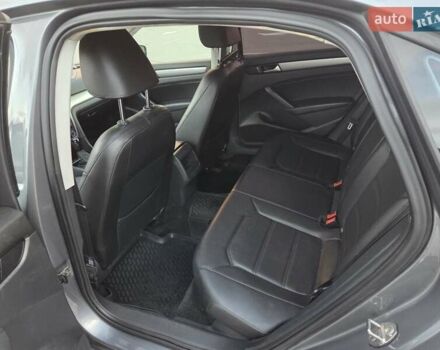 Серый Фольксваген Пассат, объемом двигателя 1.8 л и пробегом 285 тыс. км за 8500 $, фото 5 на Automoto.ua