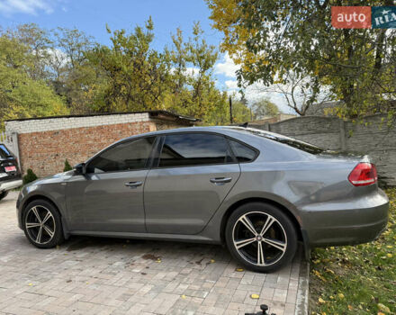 Сірий Фольксваген Пассат, об'ємом двигуна 1.8 л та пробігом 250 тис. км за 8999 $, фото 16 на Automoto.ua