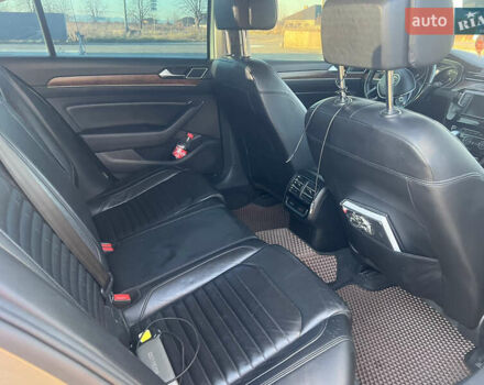 Сірий Фольксваген Пассат, об'ємом двигуна 2 л та пробігом 304 тис. км за 15300 $, фото 10 на Automoto.ua