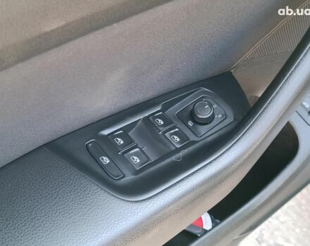 Серый Фольксваген Пассат, объемом двигателя 2.4 л и пробегом 96 тыс. км за 17440 $, фото 22 на Automoto.ua