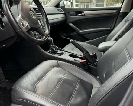 Серый Фольксваген Пассат, объемом двигателя 1.78 л и пробегом 169 тыс. км за 9999 $, фото 9 на Automoto.ua