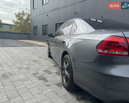 Сірий Фольксваген Пассат, об'ємом двигуна 1.8 л та пробігом 249 тис. км за 9100 $, фото 6 на Automoto.ua