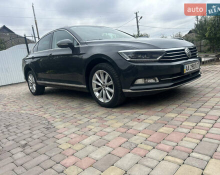 Сірий Фольксваген Пассат, об'ємом двигуна 1.8 л та пробігом 190 тис. км за 15500 $, фото 6 на Automoto.ua