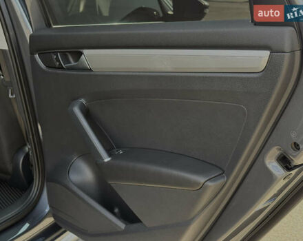 Серый Фольксваген Пассат, объемом двигателя 1.8 л и пробегом 136 тыс. км за 13500 $, фото 9 на Automoto.ua