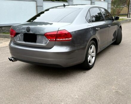 Серый Фольксваген Пассат, объемом двигателя 1.8 л и пробегом 255 тыс. км за 8500 $, фото 4 на Automoto.ua