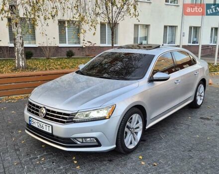 Серый Фольксваген Пассат, объемом двигателя 3.6 л и пробегом 125 тыс. км за 11900 $, фото 2 на Automoto.ua