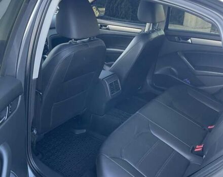 Серый Фольксваген Пассат, объемом двигателя 2 л и пробегом 259 тыс. км за 12400 $, фото 9 на Automoto.ua