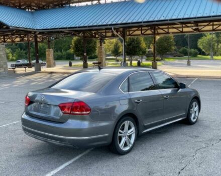 Серый Фольксваген Пассат, объемом двигателя 2 л и пробегом 75 тыс. км за 2250 $, фото 5 на Automoto.ua