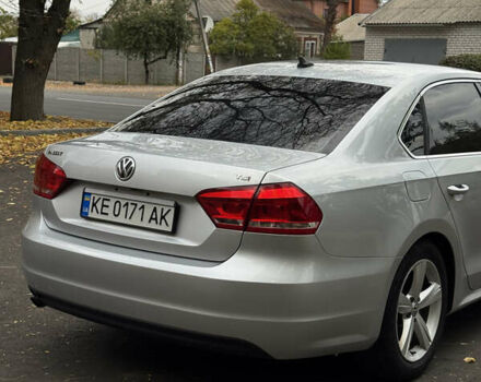 Серый Фольксваген Пассат, объемом двигателя 1.8 л и пробегом 225 тыс. км за 12000 $, фото 10 на Automoto.ua