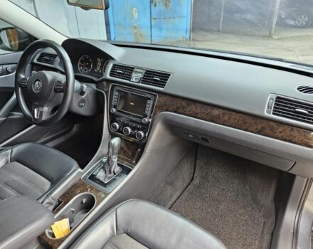 Фольксваген Пассат 2015 у Києві на Automoto.ua Сірий Фольксваген Пассат, об'ємом двигуна 2 л та пробігом 187 тис. км за 13500 $, фото 5 на Automoto.ua