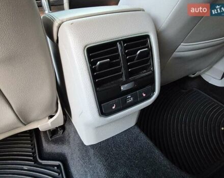 Серый Фольксваген Пассат, объемом двигателя 3.6 л и пробегом 125 тыс. км за 11900 $, фото 13 на Automoto.ua