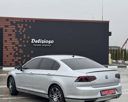 Серый Фольксваген Пассат, объемом двигателя 1.97 л и пробегом 257 тыс. км за 16500 $, фото 6 на Automoto.ua