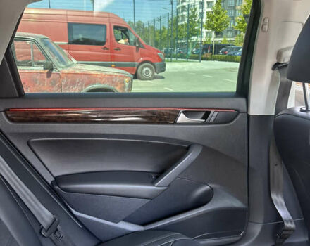 Серый Фольксваген Пассат, объемом двигателя 3.6 л и пробегом 204 тыс. км за 12500 $, фото 20 на Automoto.ua