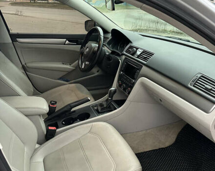 Серый Фольксваген Пассат, объемом двигателя 1.8 л и пробегом 184 тыс. км за 8800 $, фото 9 на Automoto.ua