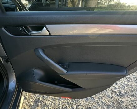 Серый Фольксваген Пассат, объемом двигателя 1.8 л и пробегом 250 тыс. км за 9700 $, фото 14 на Automoto.ua