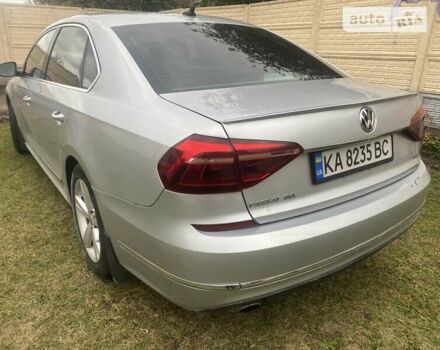 Серый Фольксваген Пассат, объемом двигателя 1.8 л и пробегом 160 тыс. км за 12000 $, фото 3 на Automoto.ua