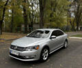 Серый Фольксваген Пассат, объемом двигателя 1.8 л и пробегом 225 тыс. км за 12000 $, фото 2 на Automoto.ua
