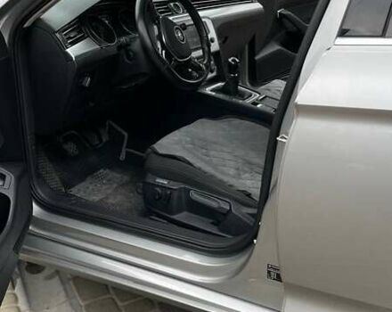 Серый Фольксваген Пассат, объемом двигателя 2 л и пробегом 240 тыс. км за 15500 $, фото 4 на Automoto.ua