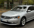 Серый Фольксваген Пассат, объемом двигателя 1.8 л и пробегом 225 тыс. км за 12000 $, фото 1 на Automoto.ua