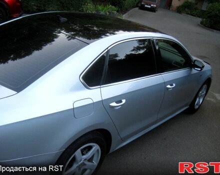 Серый Фольксваген Пассат, объемом двигателя 1.8 л и пробегом 230 тыс. км за 8850 $, фото 1 на Automoto.ua