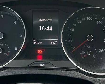 Серый Фольксваген Пассат, объемом двигателя 2 л и пробегом 240 тыс. км за 15500 $, фото 9 на Automoto.ua