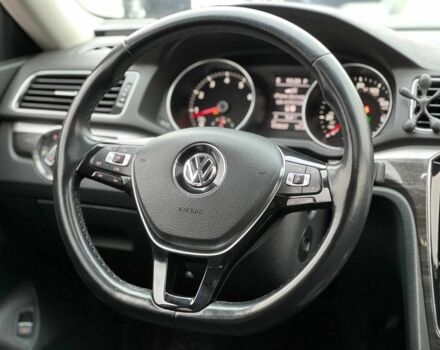 Серый Фольксваген Пассат, объемом двигателя 1.8 л и пробегом 173 тыс. км за 13300 $, фото 14 на Automoto.ua