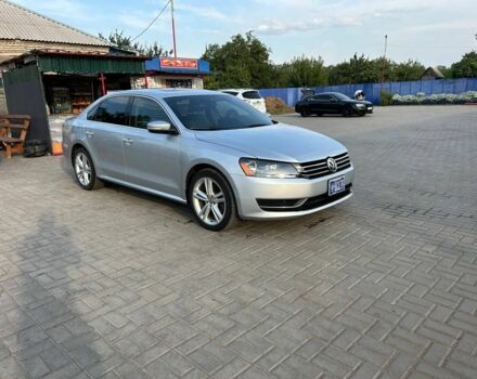 Сірий Фольксваген Пассат, об'ємом двигуна 2 л та пробігом 205 тис. км за 331 $, фото 2 на Automoto.ua