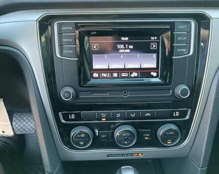 Фольксваген Пассат 2015 в Житомире на Automoto.ua Серый Фольксваген Пассат, объемом двигателя 1.8 л и пробегом 185 тыс. км за 11500 $, фото 27 на Automoto.ua