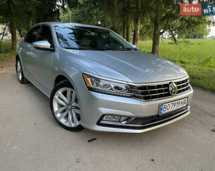 Серый Фольксваген Пассат, объемом двигателя 1.8 л и пробегом 224 тыс. км за 14600 $, фото 11 на Automoto.ua