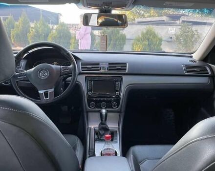 Серый Фольксваген Пассат, объемом двигателя 2 л и пробегом 259 тыс. км за 12400 $, фото 6 на Automoto.ua