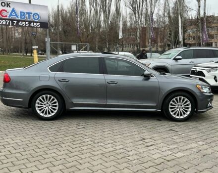 Серый Фольксваген Пассат, объемом двигателя 1.8 л и пробегом 173 тыс. км за 13300 $, фото 6 на Automoto.ua