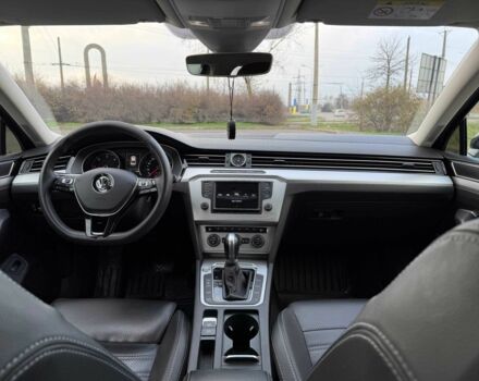 Серый Фольксваген Пассат, объемом двигателя 2 л и пробегом 257 тыс. км за 16900 $, фото 18 на Automoto.ua