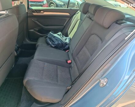 Серый Фольксваген Пассат, объемом двигателя 2.4 л и пробегом 96 тыс. км за 17440 $, фото 11 на Automoto.ua