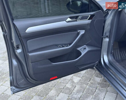 Серый Фольксваген Пассат, объемом двигателя 2 л и пробегом 264 тыс. км за 15850 $, фото 20 на Automoto.ua