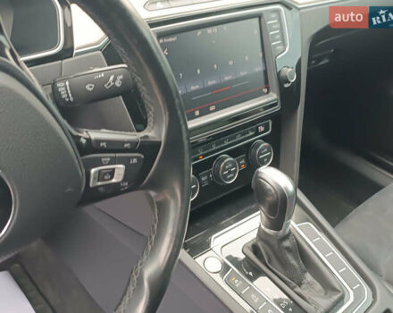 Серый Фольксваген Пассат, объемом двигателя 1.97 л и пробегом 290 тыс. км за 17500 $, фото 27 на Automoto.ua