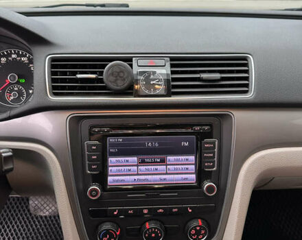 Серый Фольксваген Пассат, объемом двигателя 1.8 л и пробегом 184 тыс. км за 8800 $, фото 13 на Automoto.ua