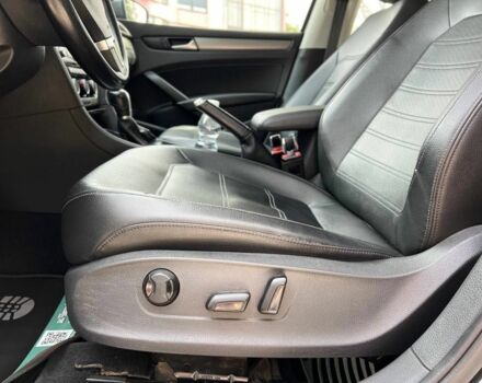 Сірий Фольксваген Пассат, об'ємом двигуна 2 л та пробігом 155 тис. км за 12500 $, фото 13 на Automoto.ua